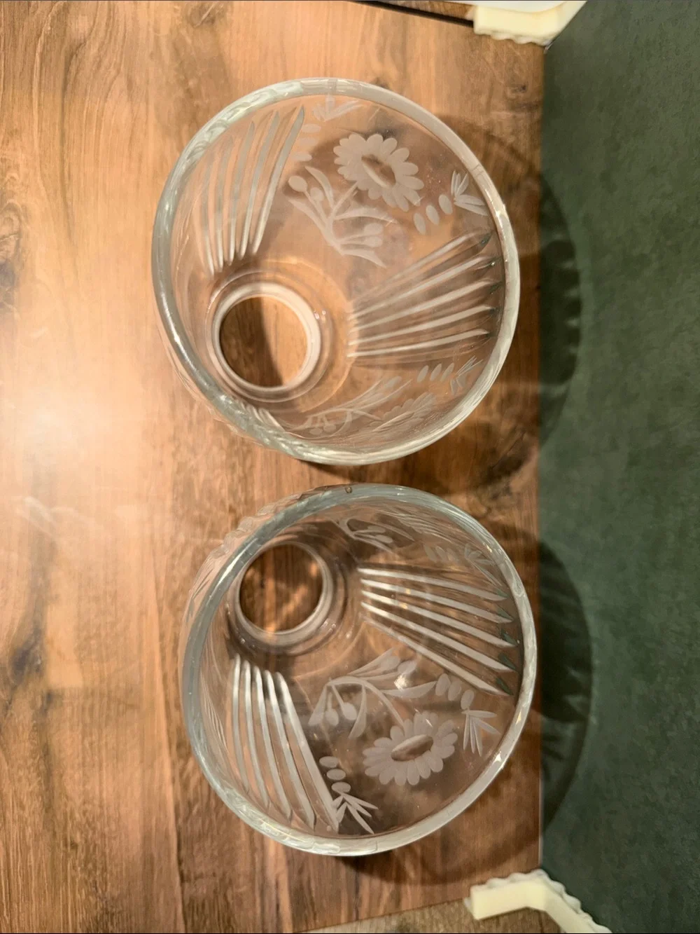 Vintage gas light glass cover daisy flowers 2x